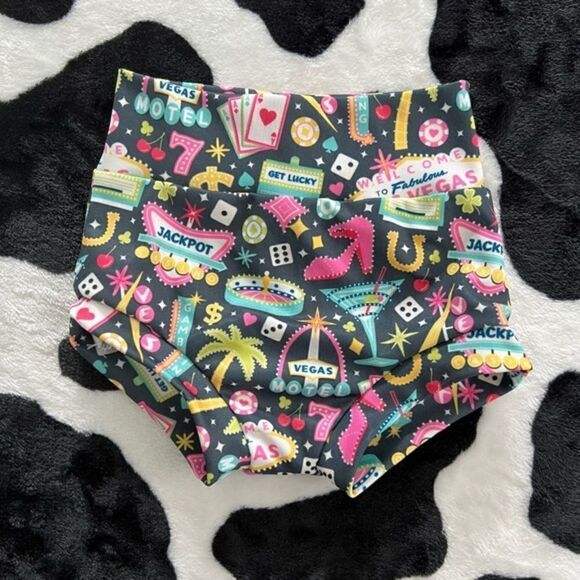 Las Vegas Bummies Baby Girl 3-6 months - Picture 2 of 7